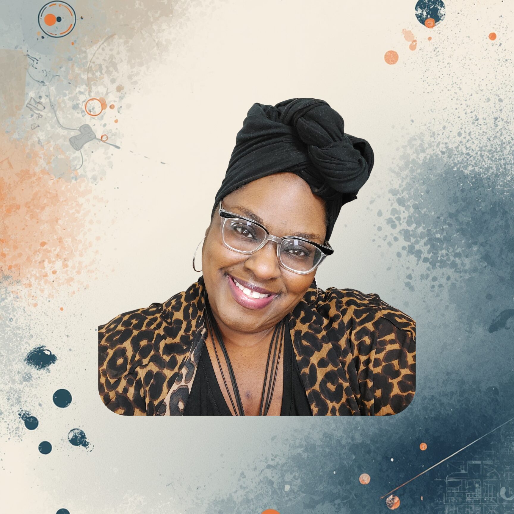 Smiling woman with glasses and leopard jacket